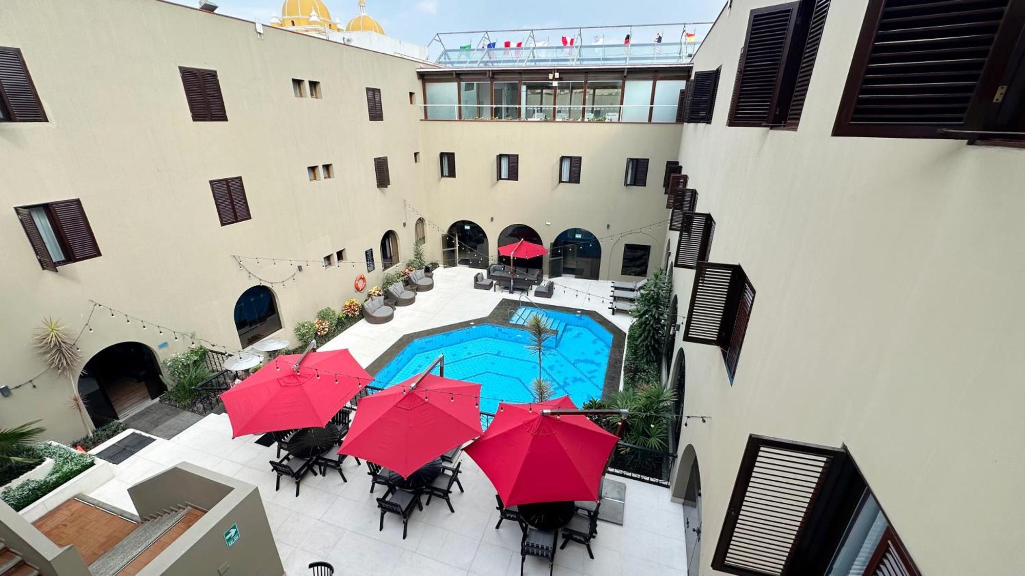 Costa Del Sol Trujillo Centro Exterior foto