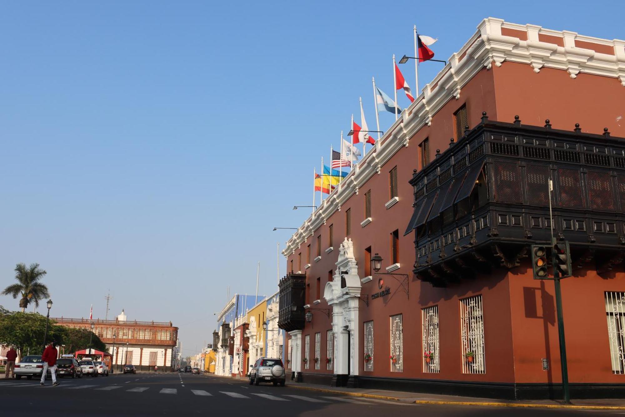 Costa Del Sol Trujillo Centro Exterior foto